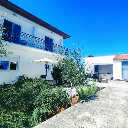Daire Garden Sutomiscica